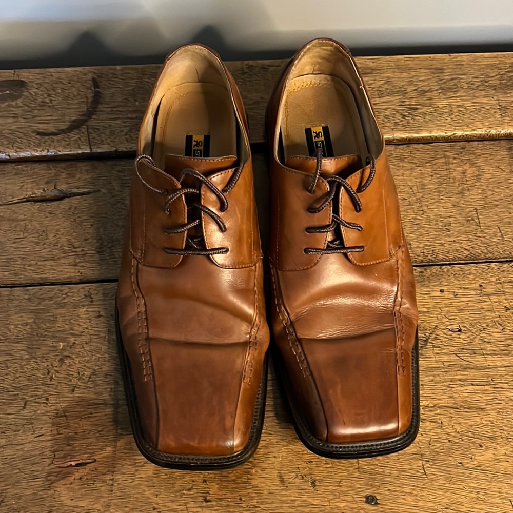 Men brown lace up Oxford  shoes size 11.5